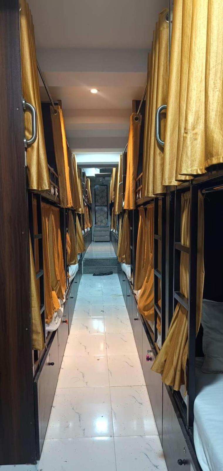Golden View Dormitory Hotel Mumbai Luaran gambar